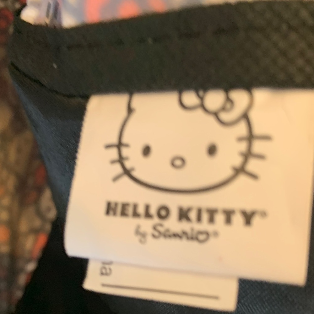 Hello Kitty White and Red Patterned Kids Backpack - Picture 6 of 6